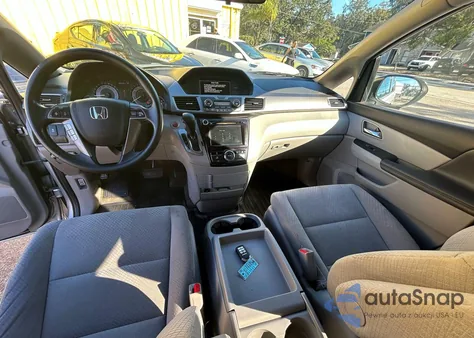 2015 Honda Odyssey Ex z USA, uszkodzony, nr VIN 5FNRL5H46FB077923